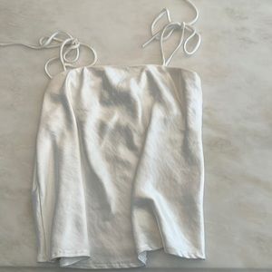 Princess Polly silky top, color white, size 4